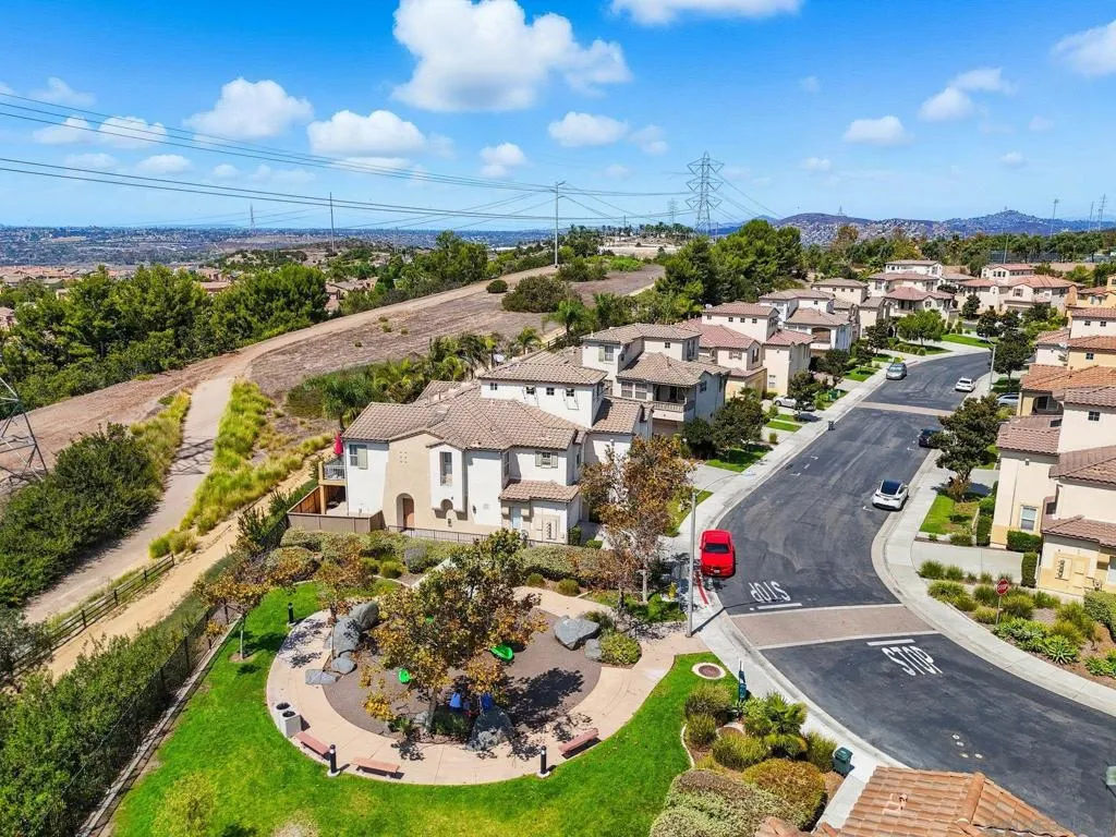 380 Callesita Mariola, Chula Vista, California 91914 home-pic-29
