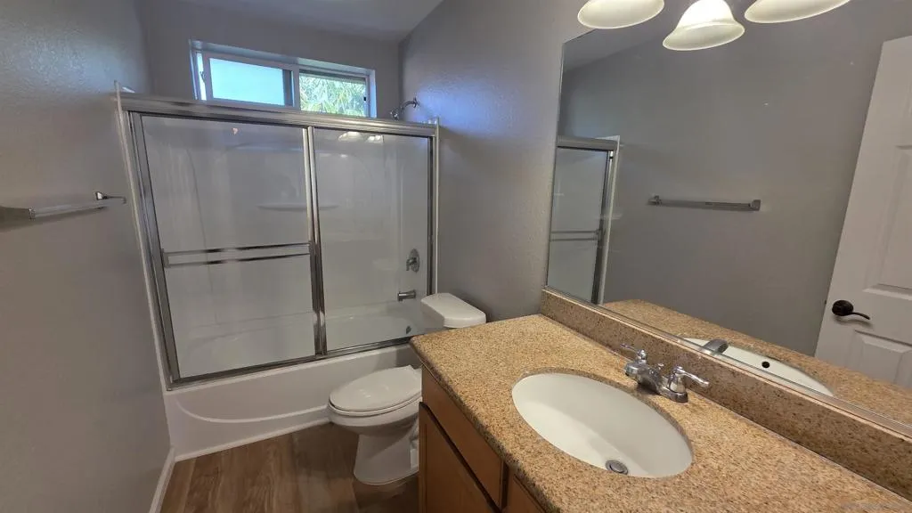 2360 Paseo De Laura 2, Oceanside, California 92056 home-pic-9