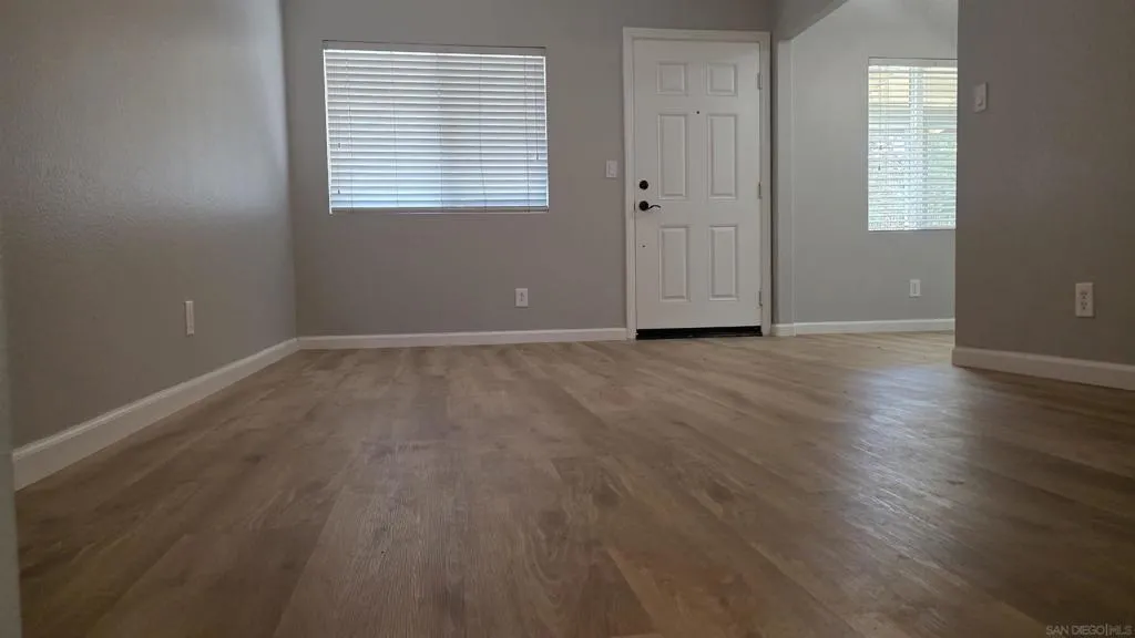 2360 Paseo De Laura 2, Oceanside, California 92056 home-pic-12