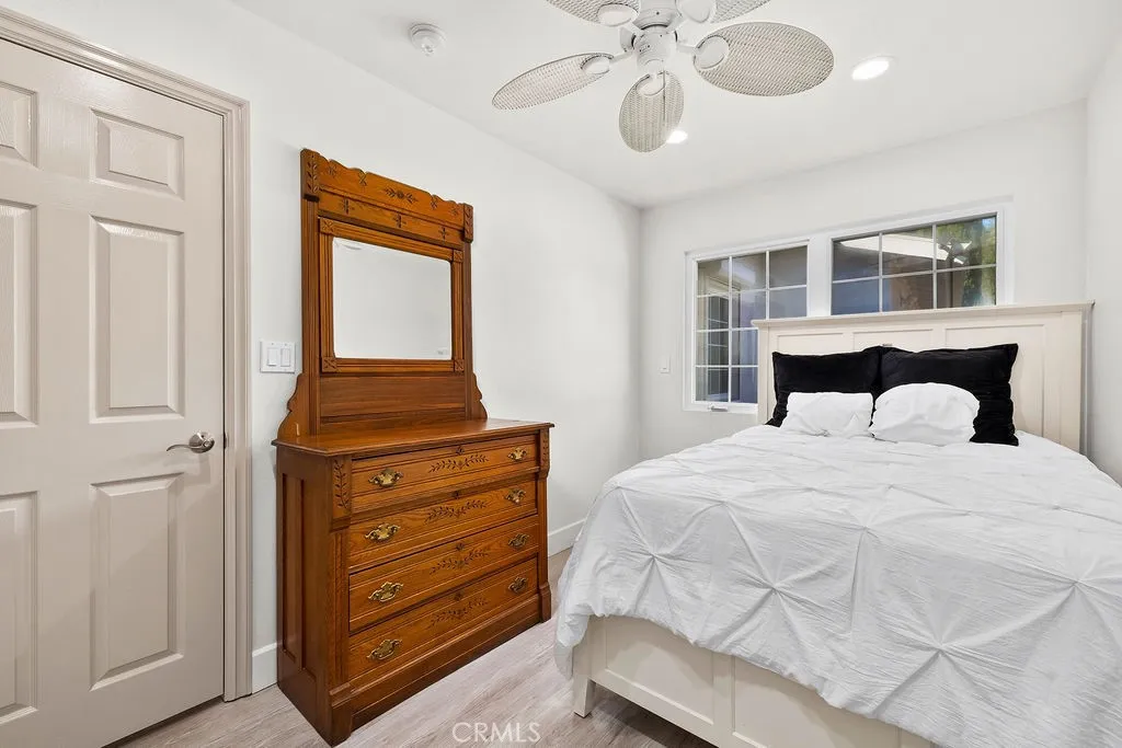 10951 Meads, Orange, California 92869 home-pic-32