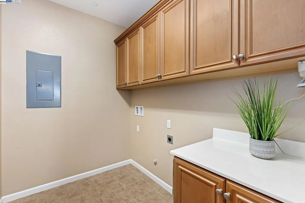 9901 Pyramid Way, Discovery Bay, California 94505 home-pic-33