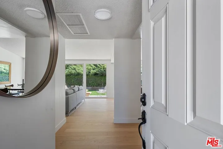 27102 Springcreek Road, Rancho Palos Verdes, California 90275