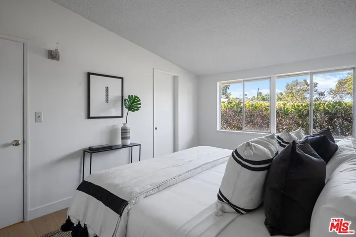 27102 Springcreek Road, Rancho Palos Verdes, California 90275