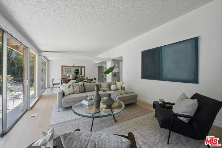 27102 Springcreek Road, Rancho Palos Verdes, California 90275