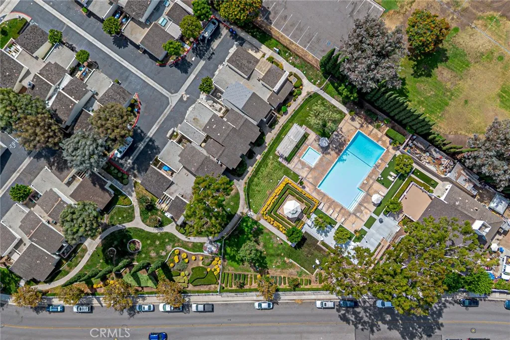 273 Mountain Ct, Brea, California 92821 home-pic-43