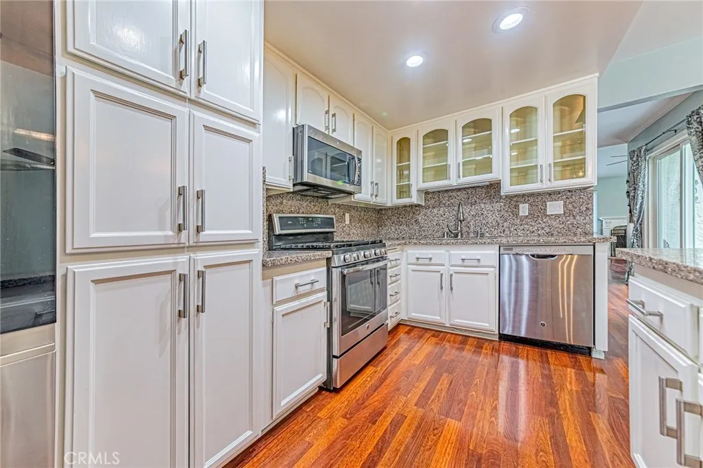 273 Mountain Ct, Brea, California 92821 home-pic-16