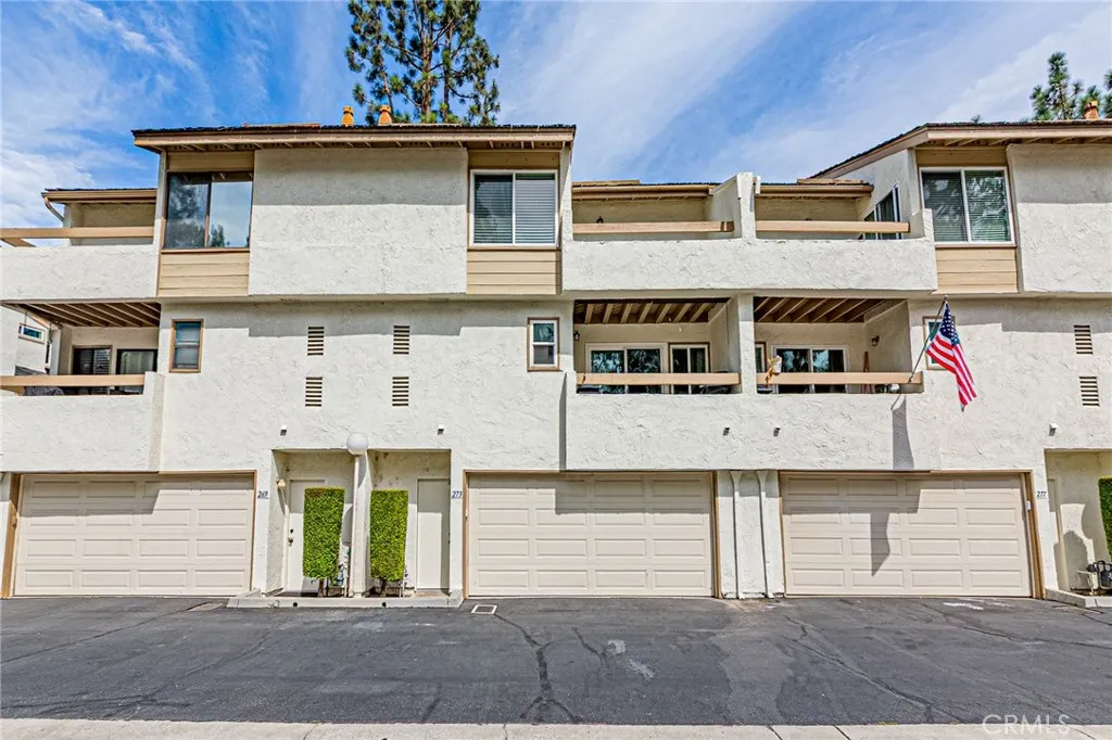 273 Mountain Ct, Brea, California 92821 home-pic-36