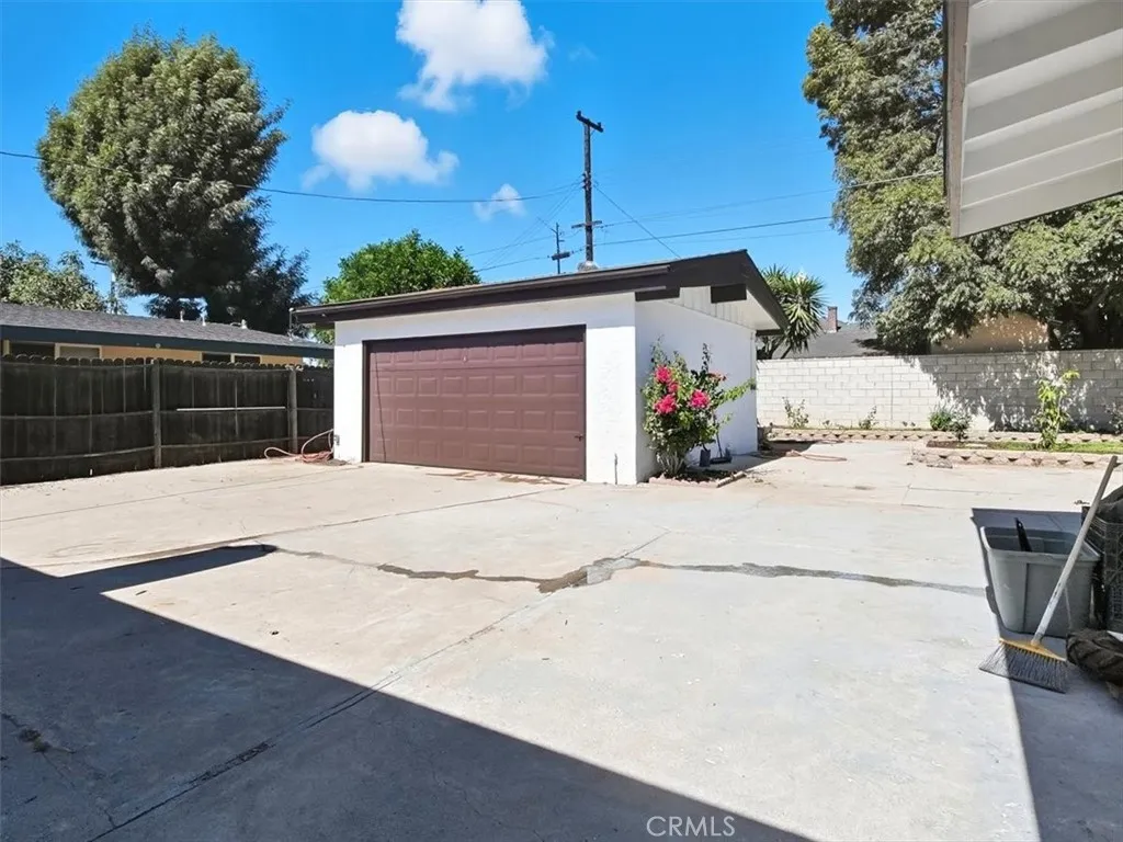 1407 W Colonial, Anaheim, California 92802 home-pic-28