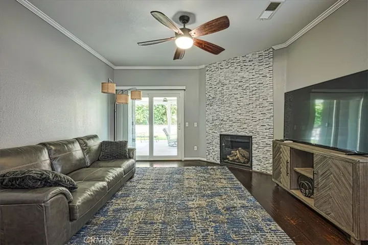 16212 Star Crest, Fontana, California 92336
