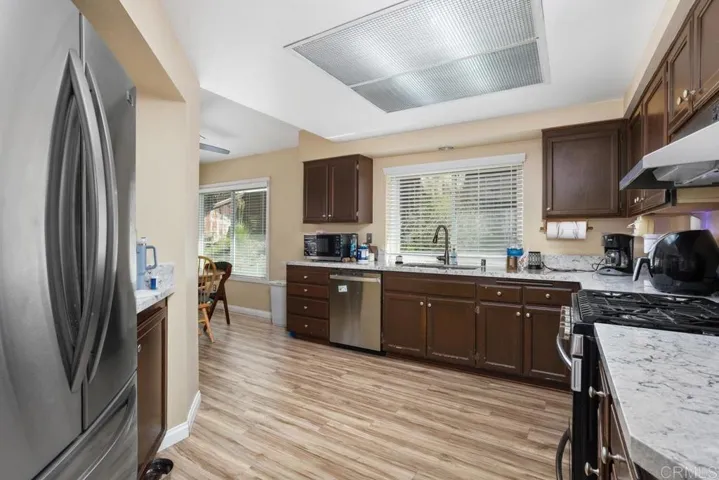 2091 Redwood, Vista, California 92081