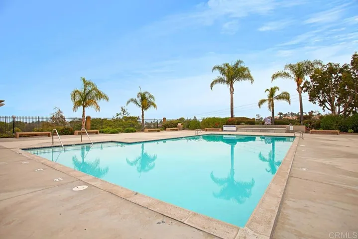 2091 Redwood, Vista, California 92081