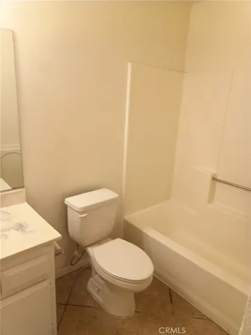 2nd bathroom