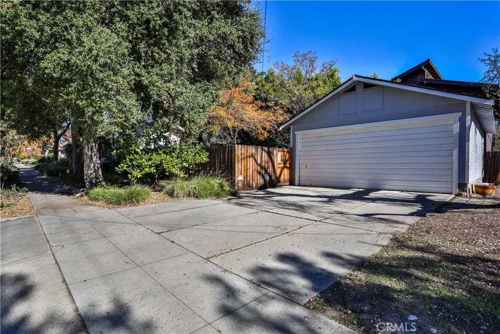 290 W 12th Street, Claremont, California 91711 home-pic-33