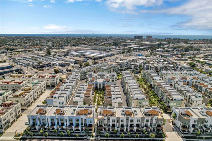 683 W 17th Street, Costa Mesa, California 92627