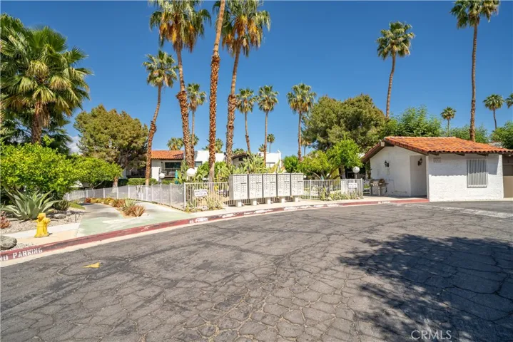 2240 Palm Canyon Dr 20, Palm Springs, California 92264