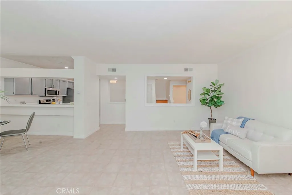 1380 W Capitol Drive 122, San Pedro, California 90732 home-pic-25