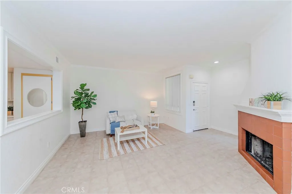 1380 W Capitol Drive 122, San Pedro, California 90732 home-pic-17