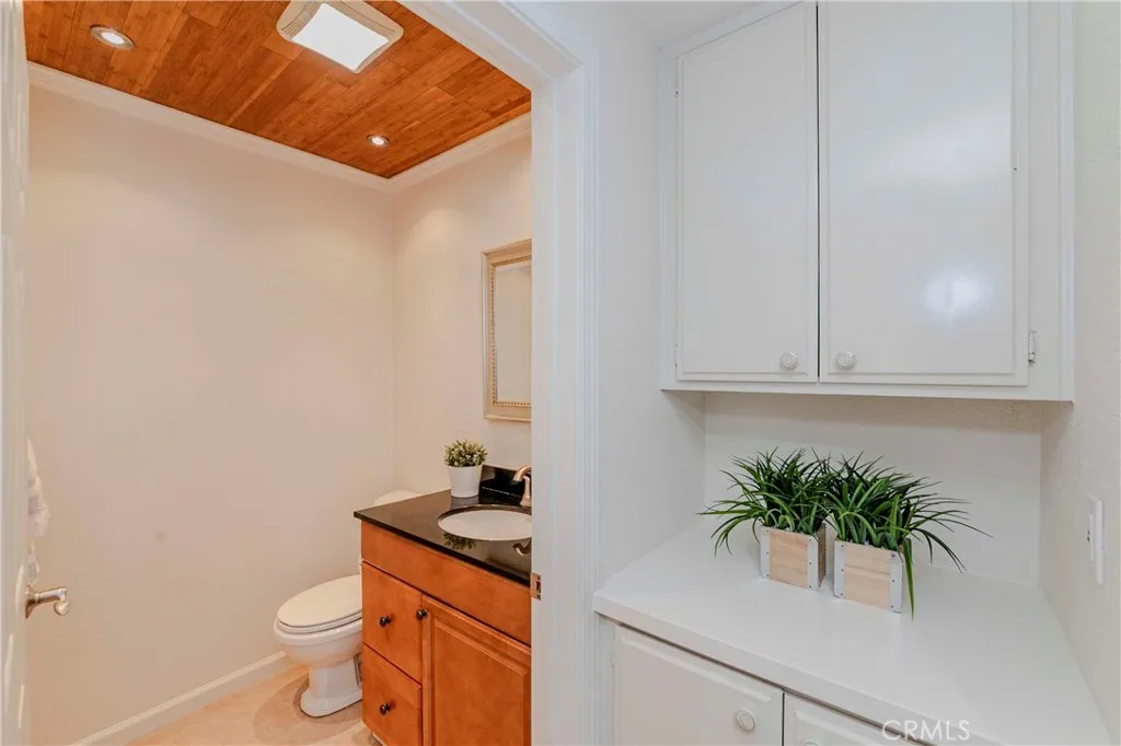 1380 W Capitol Drive 122, San Pedro, California 90732 home-pic-46