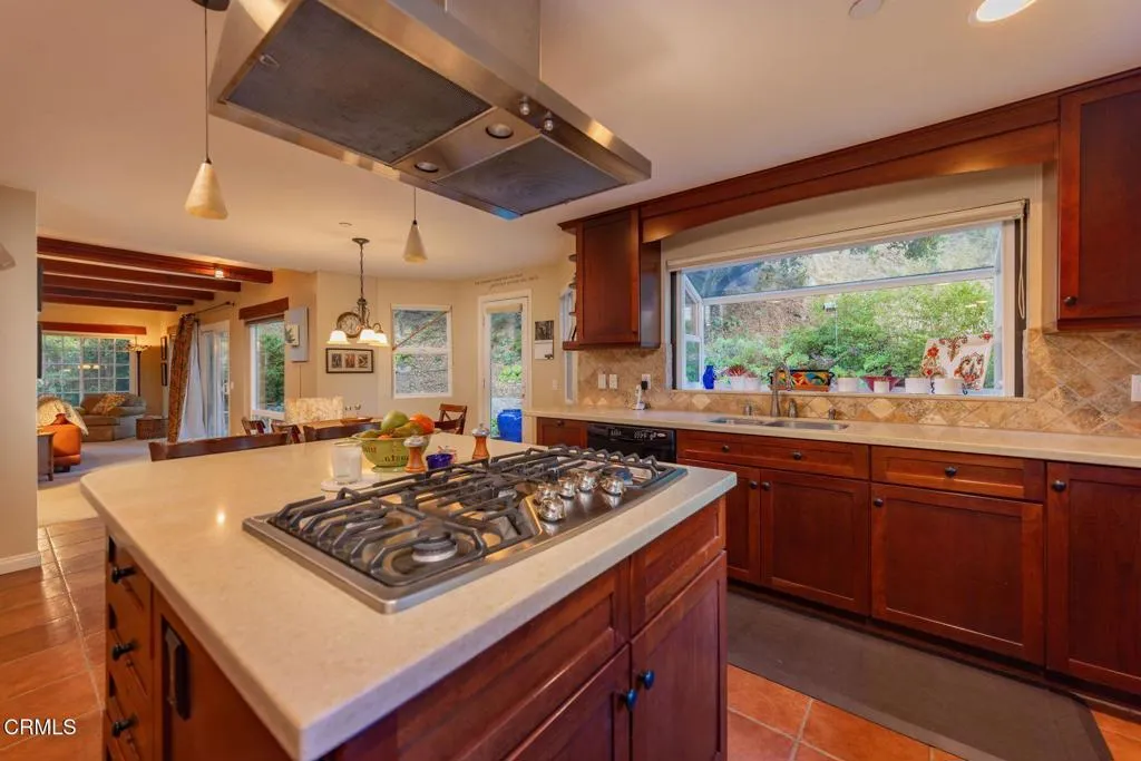 16152 Maricopa Highway, Ojai, California 93023 home-pic-11
