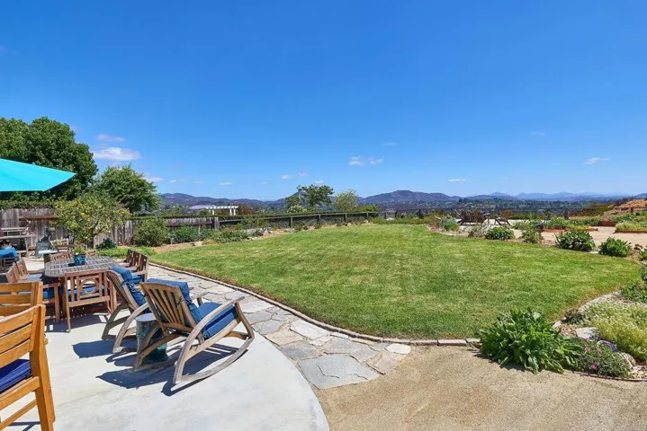 379 Trailview, Encinitas, California 92024
