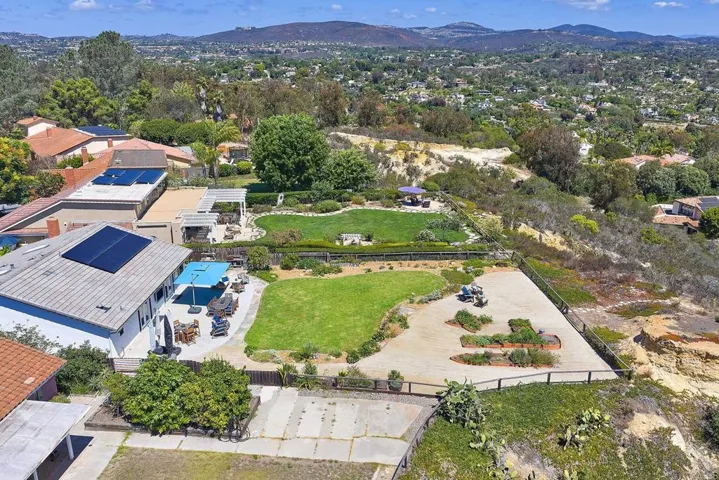 379 Trailview, Encinitas, California 92024