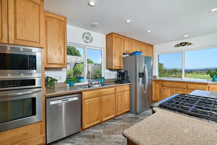 379 Trailview, Encinitas, California 92024