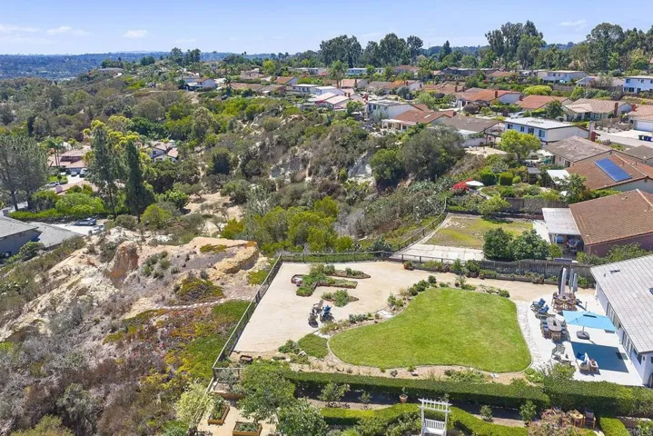 379 Trailview, Encinitas, California 92024