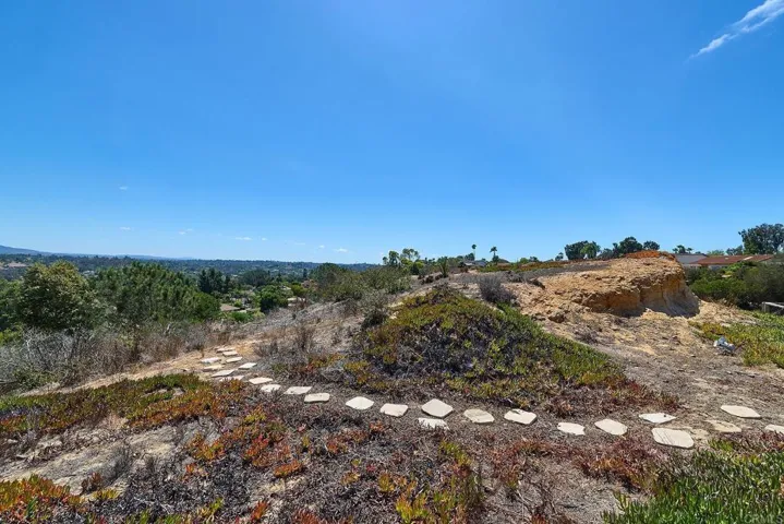 379 Trailview, Encinitas, California 92024