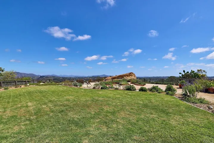 379 Trailview, Encinitas, California 92024