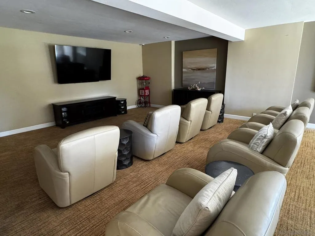 1885 Diamond St 235, San Diego, California 92109 home-pic-24