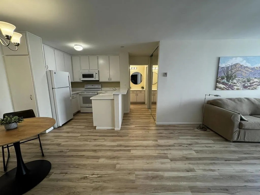 1885 Diamond St 235, San Diego, California 92109 home-pic-0