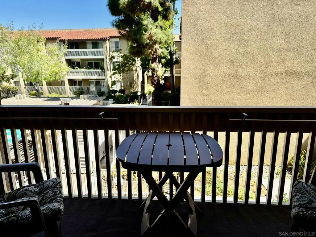 1885 Diamond St 235, San Diego, California 92109 home-pic-9