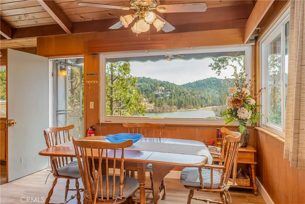 441 Zermatt Drive, Crestline, California 92325 home-pic-12