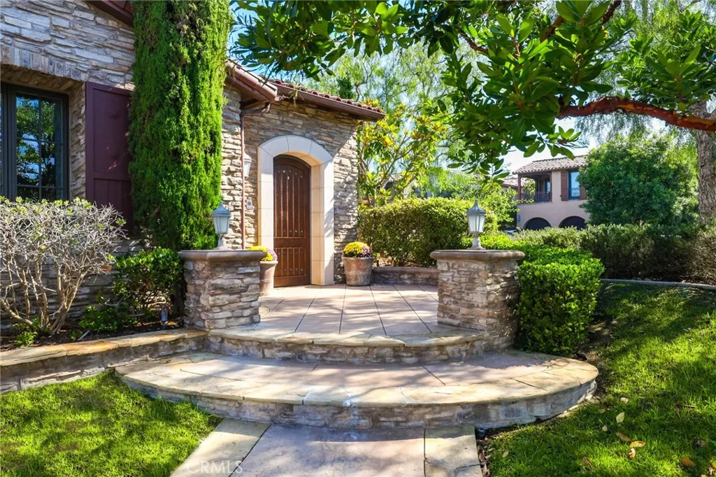 7 Sunrise, Newport Coast, California 92657 home-pic-2