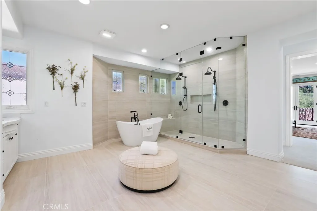 7 Sunrise, Newport Coast, California 92657 home-pic-48