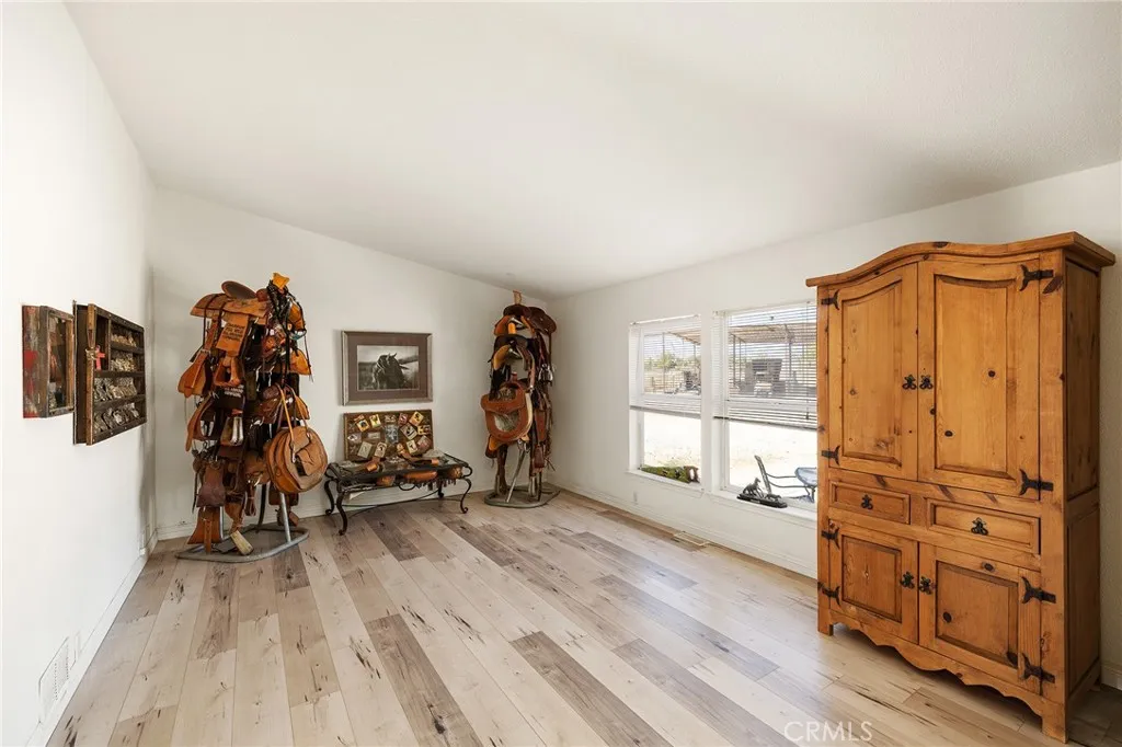 31250 Loretta Ave., Winchester, California 92596 home-pic-19