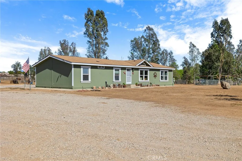 31250 Loretta Ave., Winchester, California 92596 home-pic-6