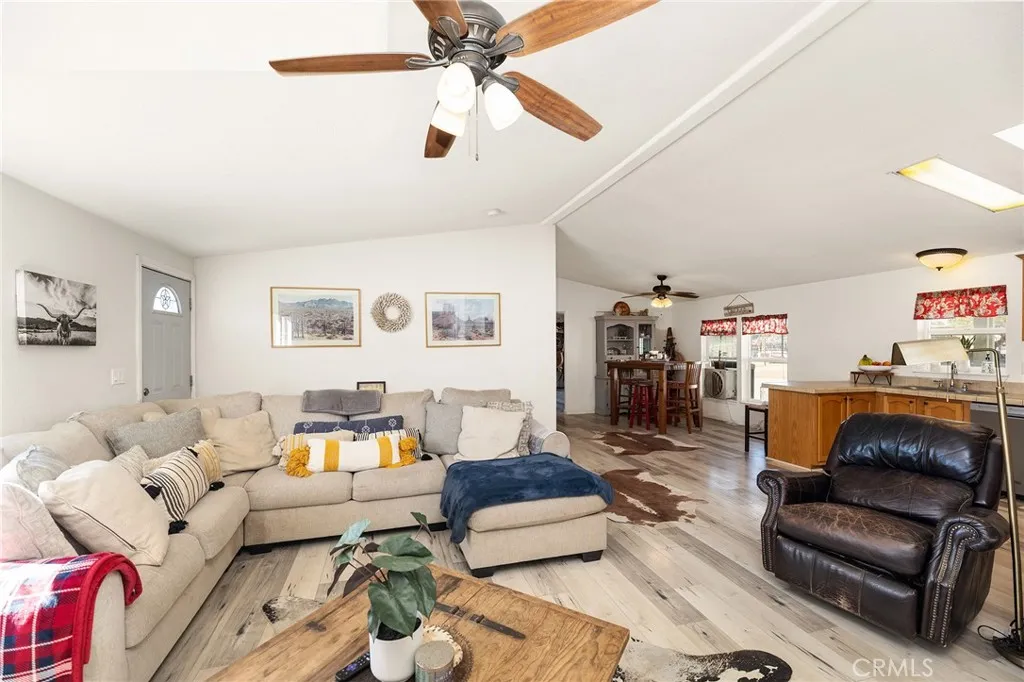 31250 Loretta Ave., Winchester, California 92596 home-pic-14