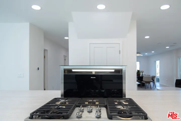 9432 Oakmore Road, Los Angeles, California 90035