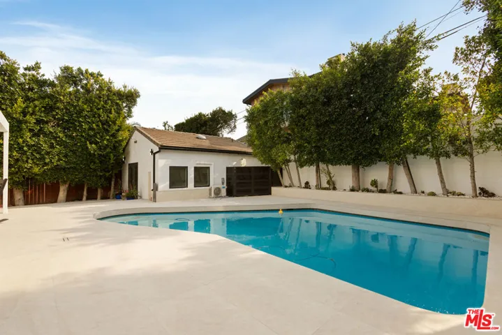 9432 Oakmore Road, Los Angeles, California 90035