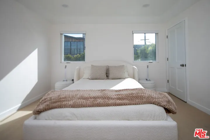 9432 Oakmore Road, Los Angeles, California 90035