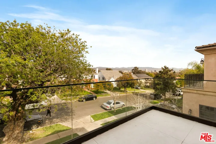9432 Oakmore Road, Los Angeles, California 90035