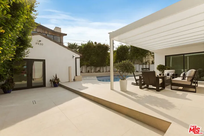 9432 Oakmore Road, Los Angeles, California 90035