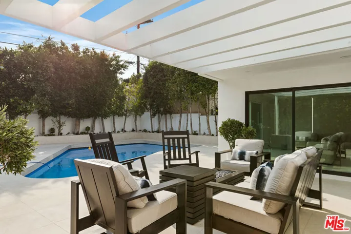 9432 Oakmore Road, Los Angeles, California 90035