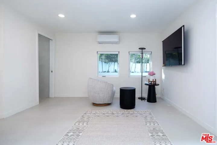 9432 Oakmore Road, Los Angeles, California 90035