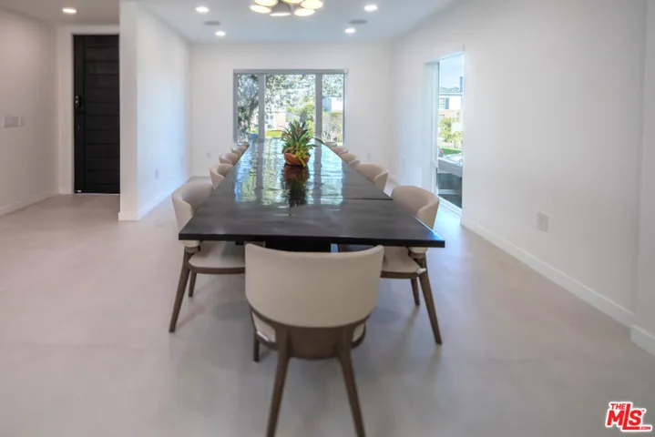 9432 Oakmore Road, Los Angeles, California 90035