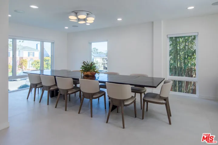 9432 Oakmore Road, Los Angeles, California 90035