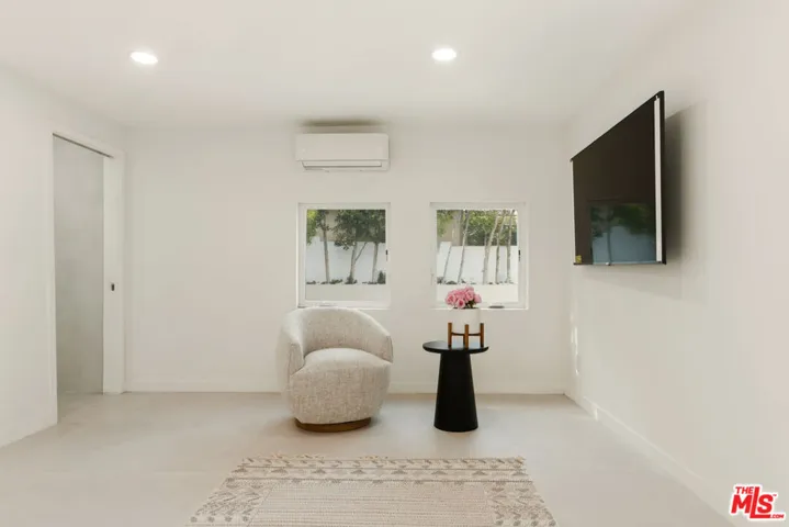 9432 Oakmore Road, Los Angeles, California 90035