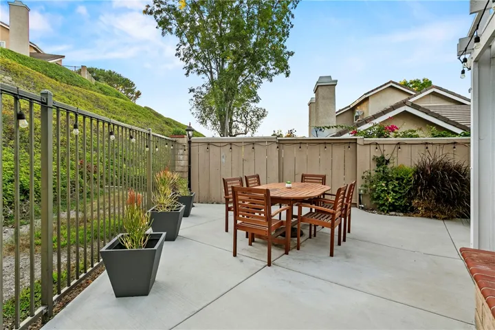 6220 E Garnet Circle, Anaheim Hills, California 92807