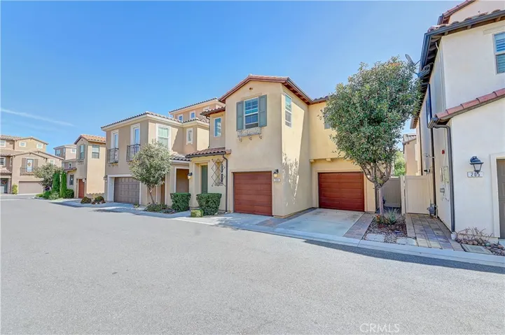 209 Calle Belleza, Lake Forest, California 92630